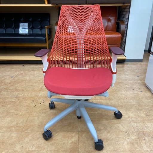  【来店いただける方限定】Herman Miller【トレファク摂津店】 