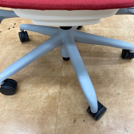  【来店いただける方限定】Herman Miller【トレファク摂津店】 