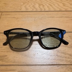 未使用品　FEISEDY] サングラス レディース メンズ UV400 紫外線カット 人気 おしゃれ 軽量 カラーレンズの画像