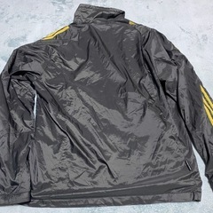 ✨他品掲載有り✨　4 アディダス　adidas ウインドブレーカー　ジャンバー　Mサイズ　服　メンズ　レディースの画像