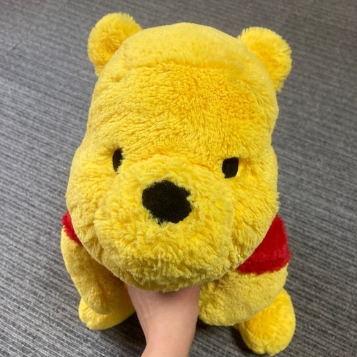 Disney ★ くまのプーさん　ふわふわ　抱きぬいぐるみ　人気