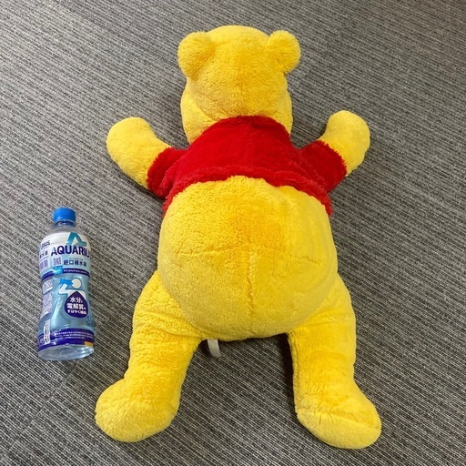 Disney ★ くまのプーさん　ふわふわ　抱きぬいぐるみ　人気