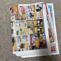 チラシ　大量の画像