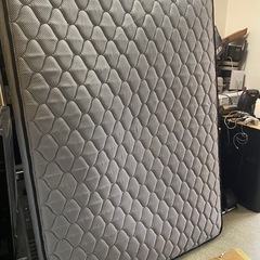 ダブルマットレスの画像