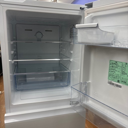 ☆ドリーム荒牧店☆ジモティー割引有☆【クリーニング済み】ハイセンス/2ドア冷蔵庫/HR-G13C-W/135L/2023年製