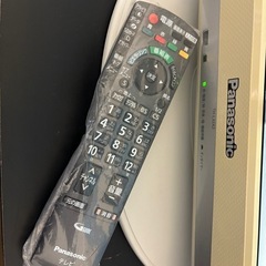 美品 Panasonic 32型液晶テレビ TH-L32X2-W 2010年製の画像