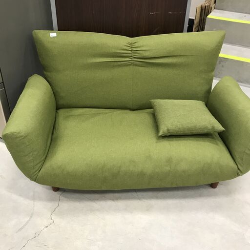 ＼家具＊家電のお店／【ｼﾞｬﾝｸﾞﾙｼﾞｬﾝｸﾞﾙ石川金沢店】ソファー2人用 抹茶グリーン   W(幅)130×D(奥行き)70×H(高さ)70cm