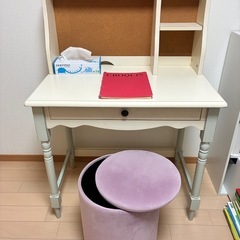 デスク&スツール（収納付）の画像