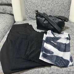 【おまとめ冬服】ブラックコーデ　未使用のバッグ1点　インナー2点　パンツ2点　カーディガン1枚の画像