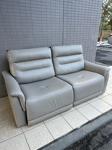 ?配送無料?展示品  電動リクライニングソファ 大川家具