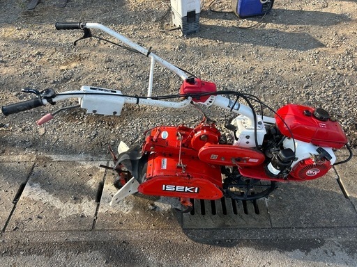 イセキ　管理機　畝立て　 KC33 ランドミニ33　ハンドル上下回転　耕運機　家庭菜園 3.5馬力 Wタイヤ 土あげ 溝上げ 畝上げ 培士 溝掘り 跳ね上げ 培土器.補助輪付き　宮崎
