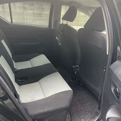 トヨタアクア黒の画像