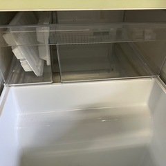 レトロ冷蔵庫の画像