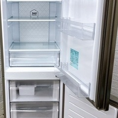 冷蔵庫【配達無料お届け設置出来ます💫都内近郊🚚】✨Haiel製❄️高機能✨270ℓ容量✨除菌クリーニング済の超極美品✨他にも冷蔵庫.洗濯機.電子レンジ.オーブン電子レンジ.炊飯器.テーブル&椅子.机&チェアー.ベット&マットレス.ドレッサーなど多種多様な美品が有ります✨お気軽にお問い合わせ下さい💫の画像