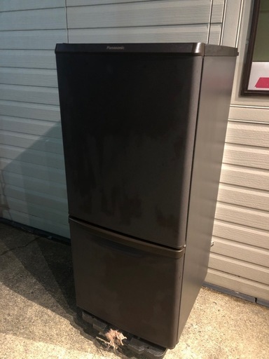 【極美品】Panasonic 138L ノンフロン冷凍冷蔵庫　2022年製　NR-B14FW-T