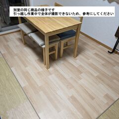 ニトリ 木目調フロアラグ 200×270｜撥水・防炎・抗菌防臭｜大判サイズの画像