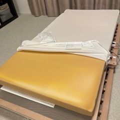 IKEA ベビーベッド＆マットレス SNIGLAR　　　の画像