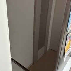【3/9〜3/14までに取りこれる方】Panasonic 冷蔵庫　335L　の画像