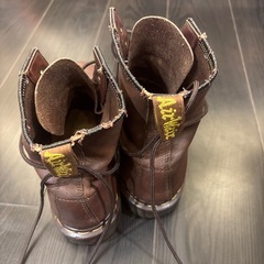 ドクターマーチン イングランド製の画像