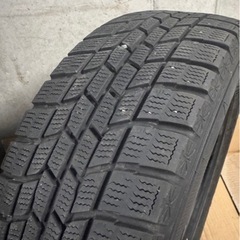 グッドイヤー　アイスナビ6 205 60R 16 スタッドレスタイヤの画像