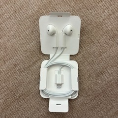 Apple アップル純正 有線イヤフォン 未使用品の画像