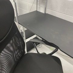 デスク、棚、椅子セット販売！の画像