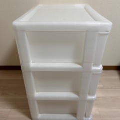 プラスティックチェストの画像