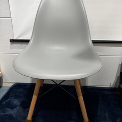 アイリスプラザ　椅子の画像