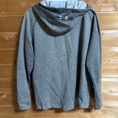 パーカーとの画像