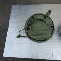 キャンプ用 折りたたみゴミ箱（ポップアップ トラッシュボックス）オリーブの画像