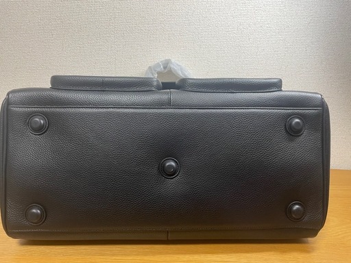 本革 メンズ トラベルバッグ ブラック 未使用 ショルダー付き ノートPC収納可