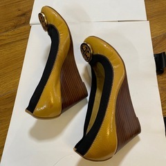 トリーバーチ　ウェッジソールの画像