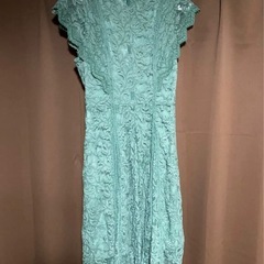 ミントグリーンレースワンピースの画像