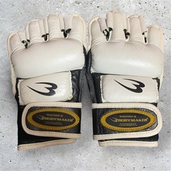 ボディメーカー　ミット　グローブの画像