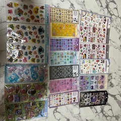 ボンボンドロップシールなどの画像