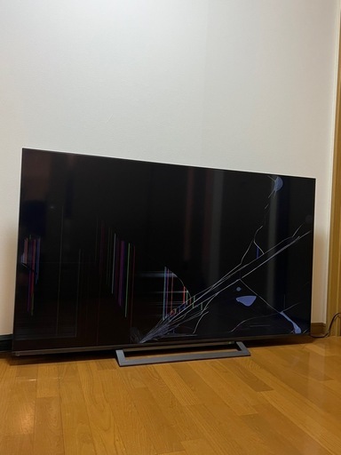 REGZA 65型4K大型テレビ 液晶割れジャンク品
 