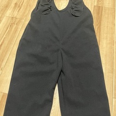 AKURE✨黒フリル付き✨オーバーオール✨サロペット✨の画像