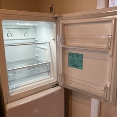 【2023年製】Haier(ハイアール)　2ドア冷蔵庫 130L ホワイト（JR-N130C /霜取り不要））の画像