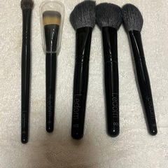 LEDOMメイクブラシセット(の画像