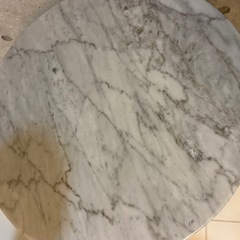 大理石コーヒーテーブルの画像