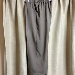 ①【未使用品】日本製 大きいサイズ・レディースパンツの画像