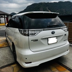 エスティマハイブリッド　AERAS  E-Fourの画像