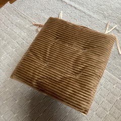 座布団　クッションの画像