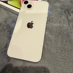 iPhone14plus 箱付き　綺麗の画像