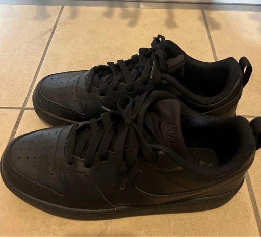 NIKE スニーカー コート ボローロー リクラフト ブラック 24.5㎝