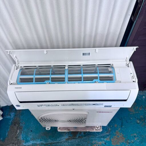 K07090 中古エアコン 東芝 2020年製 主に6畳用 冷房能力2.2KW / 暖房能力2.2KW