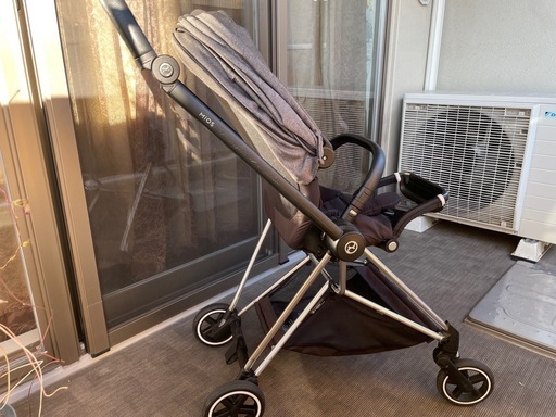 ベビーカー　Cybex Mios(サイベックス　ミオス)、レインカバー(未使用)付き 