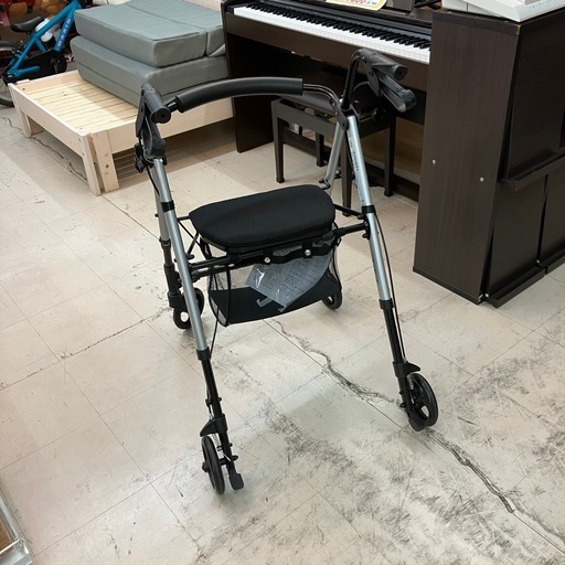 2025年購入品　マリン商事　折りたたみ式歩行車　耐荷重100㎏　公田店