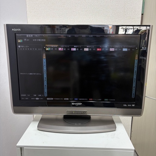 ⭐️SHARP⭐️液晶テレビ 2011年 リモコン付き 大阪市近郊配送無料