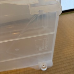 カインズ　コロ付き収納ケース　深型　　もう一つおまけの画像